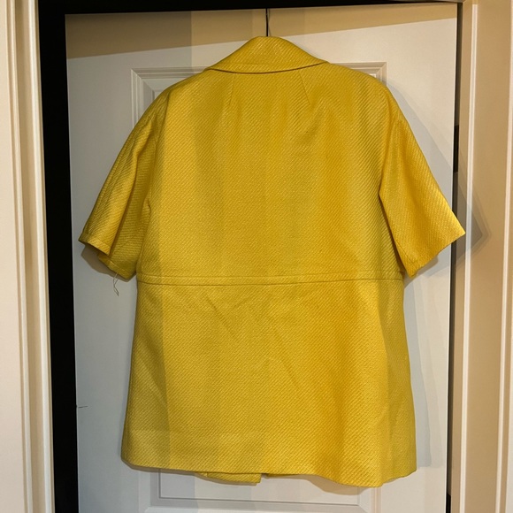 Yellow dress coat size 14.Brand is perse - Picture 2 of 4